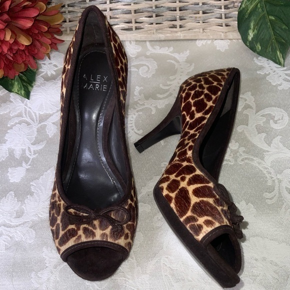 Alex Marie Shoes - Alex Marie 3” Giraffe Velvet Peep Toe Party Heels Size 6.5
